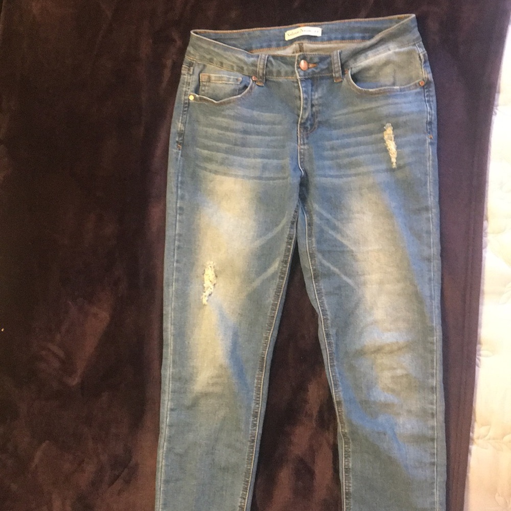 Size 11 Salvaje denim jeans